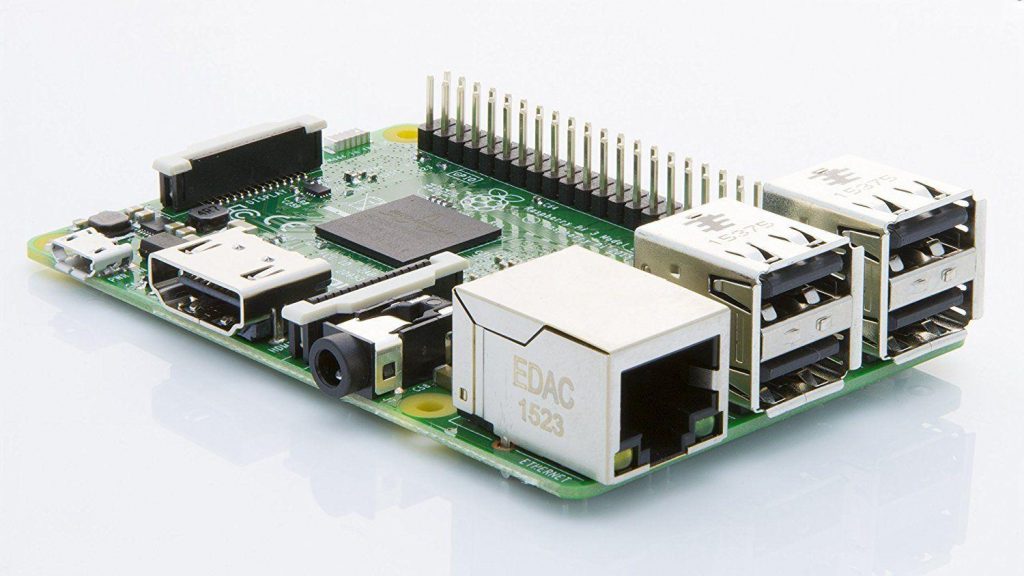 Rispetto alla precedente versione, il Raspberry Pi 3 Model B porta miglioramenti per quanto riguarda CPU e connettività wireless.