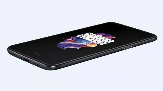 Recensione OnePlus 5