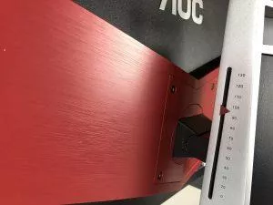 AOC AGON AG271UG misura altezza