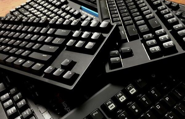 Collegare tastiera e mouse su Xbox One S