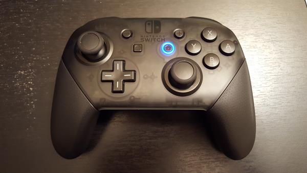 Caratteristiche Controller Nintendo Switch Pro