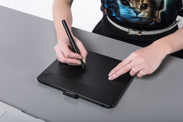 Migliori tavolette grafiche: Wacom CTH-690