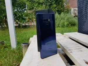 Recensione Samsung Galaxy Note 9 retro 3