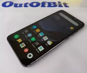 Recensione Pocophone F1 - costruzione