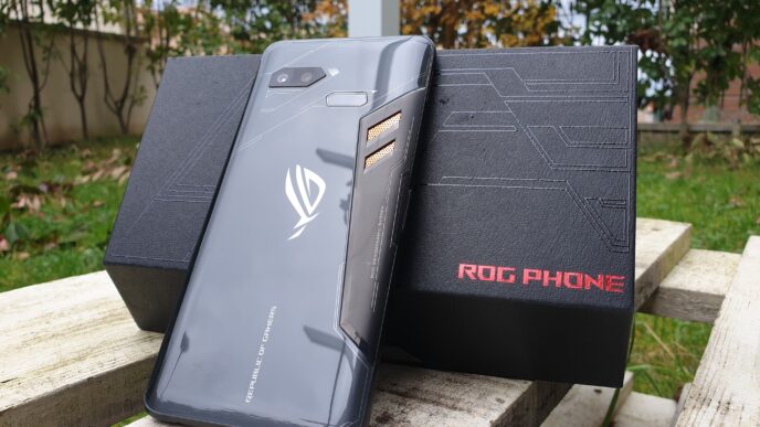 Asus ROG Phone desgin retro