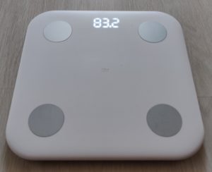 Recensione Xiaomi Mi Body Composition Scale - in uso con display