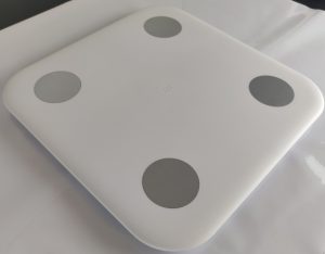 Recensione Xiaomi Mi Body Composition Scale - lato