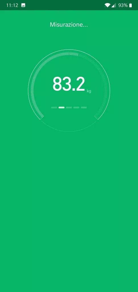 Recensione Xiaomi Mi Body Composition Scale - misurazione in corso