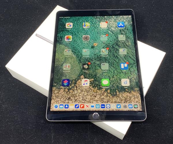 Recensione iPad Air 2019: Confezione