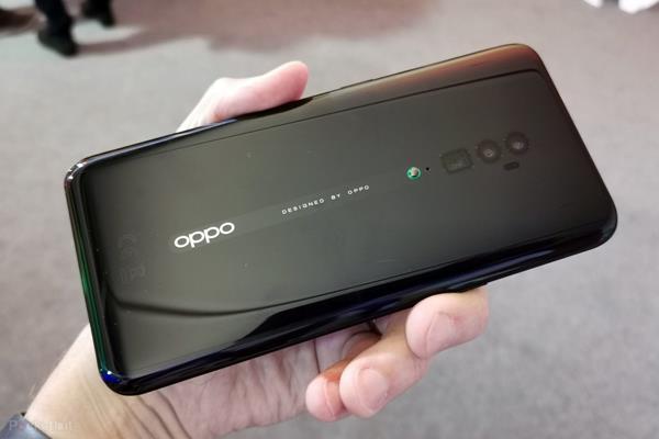 Design Oppo Reno 10x Zoom