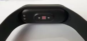 sensore battito cardiaco Mi Band 4