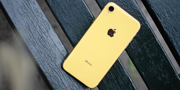 iPhone XR iPhone XR