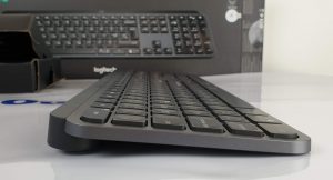 tastiera Logitech MX Keys lato