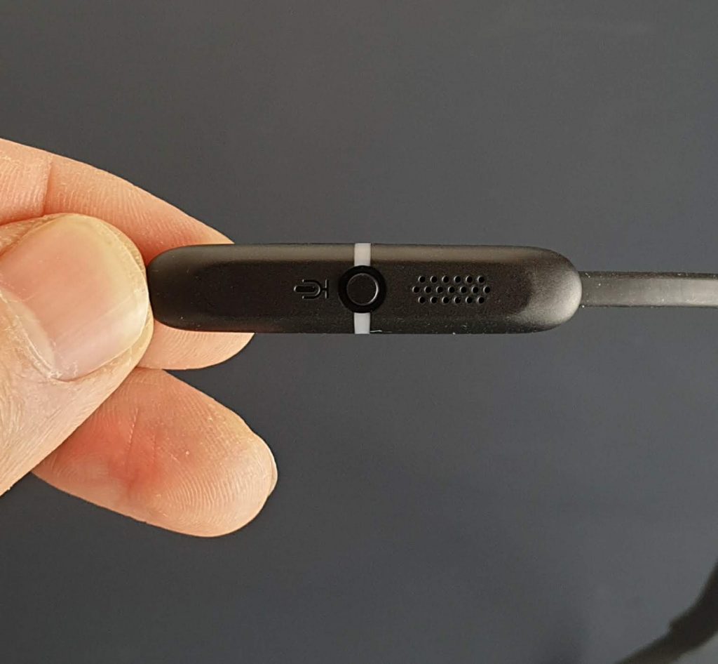 Recensione Jabra Evolve 65e - led occupato e tasto muto