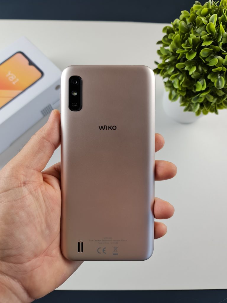 Wiko Y81 retro in plastica