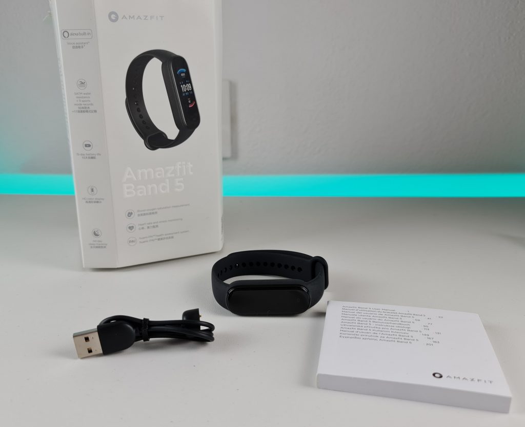 amazfit band 5 accessori in confezione