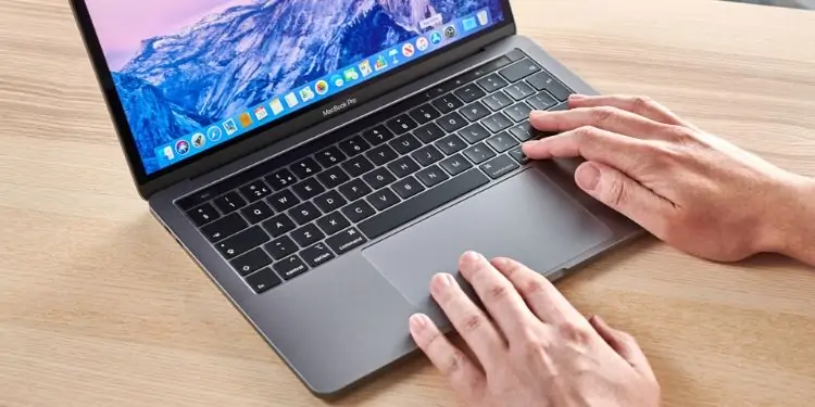 Come eseguire la versione Intel di un'app Mac universale su un Mac M1