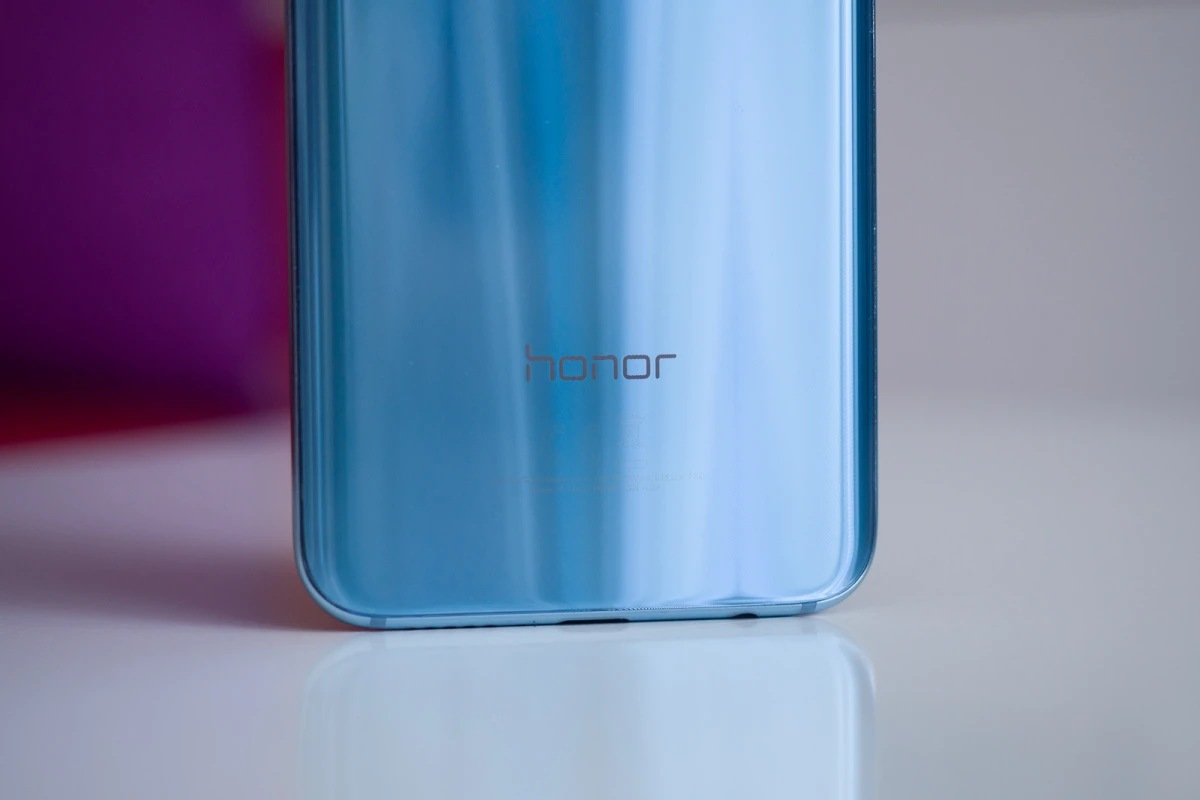honor smartphone