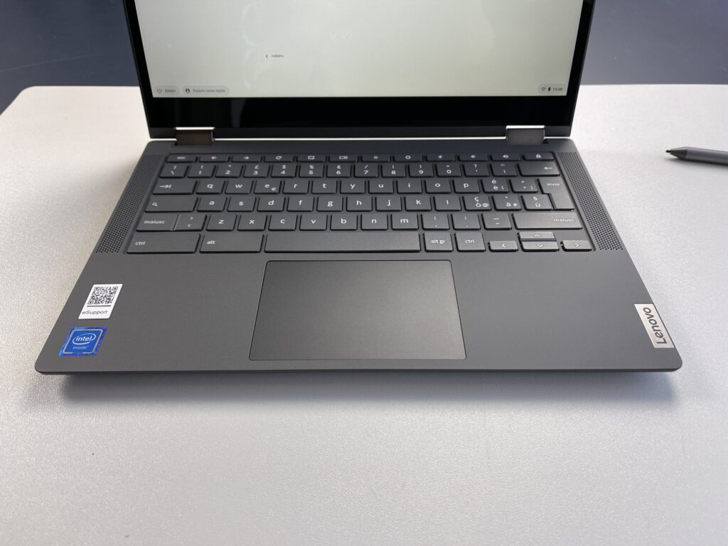 Lenovo IdeaPad Flex 5 Chromebook tastiera low profile