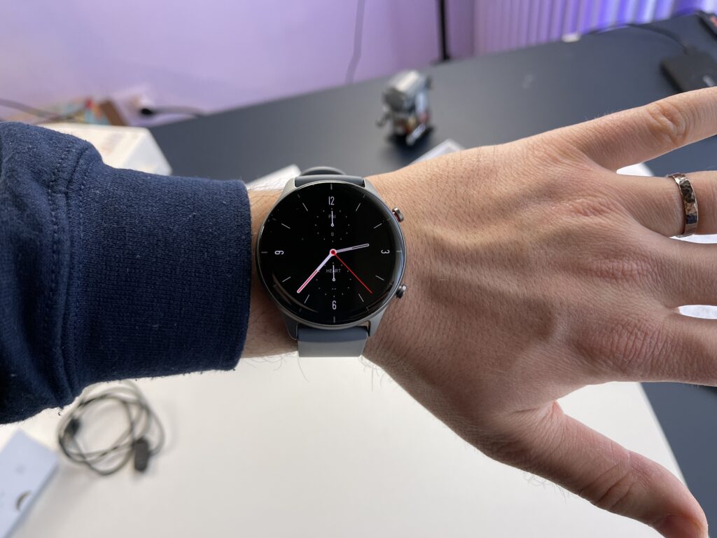 Amazfit GTR 2e indossato