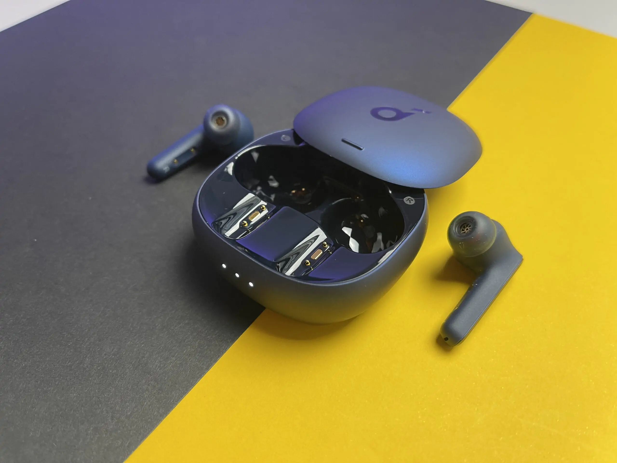Recensione Soundcore Liberty Air 2 Pro - custodia aperta