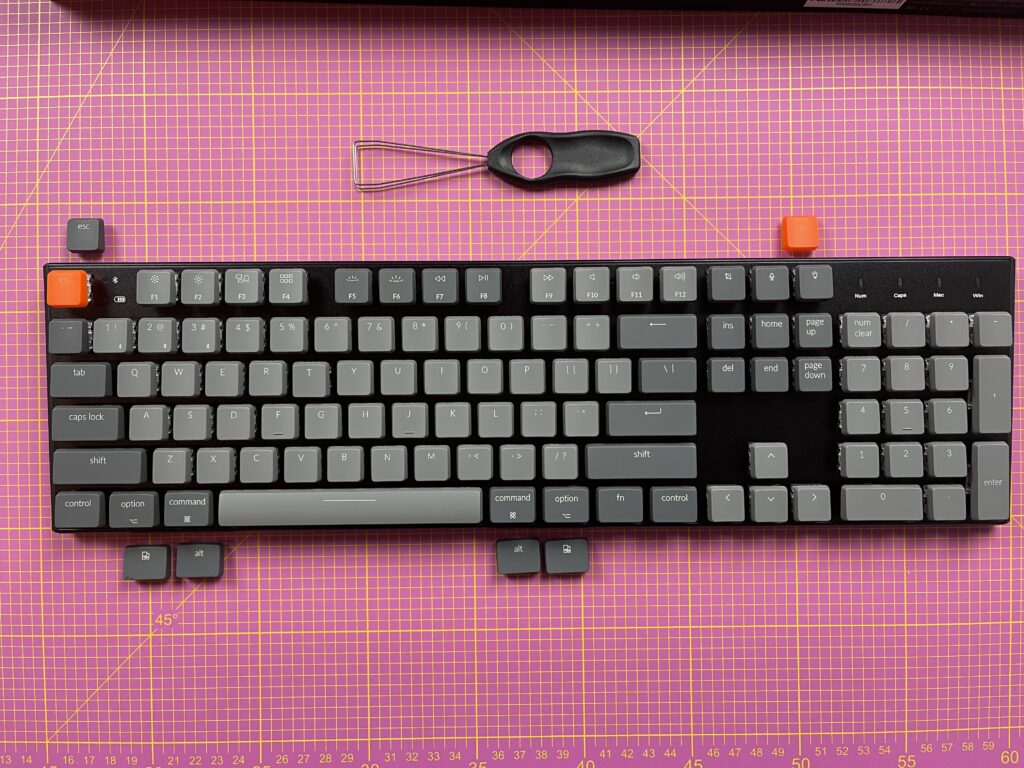 Keychron K1 tastiera, keycaps ed estrattore