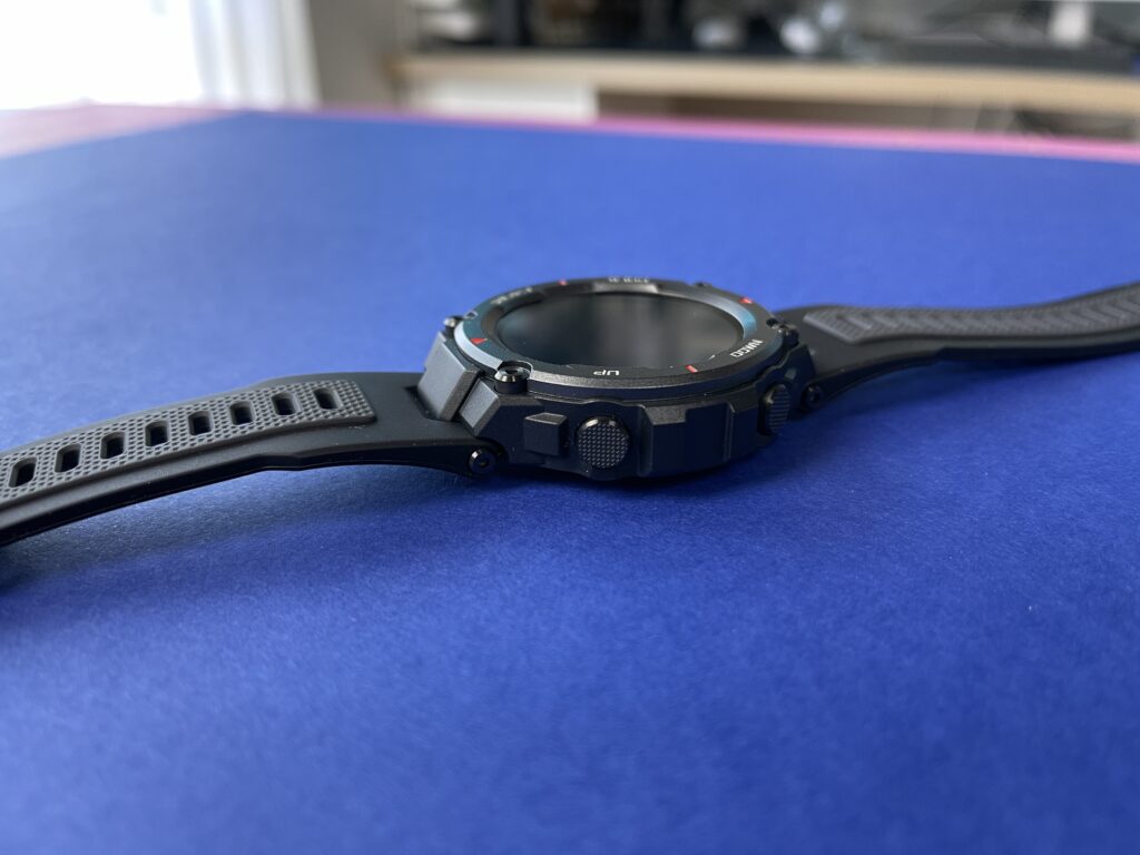 design militare Amazfit T-Rex Pro