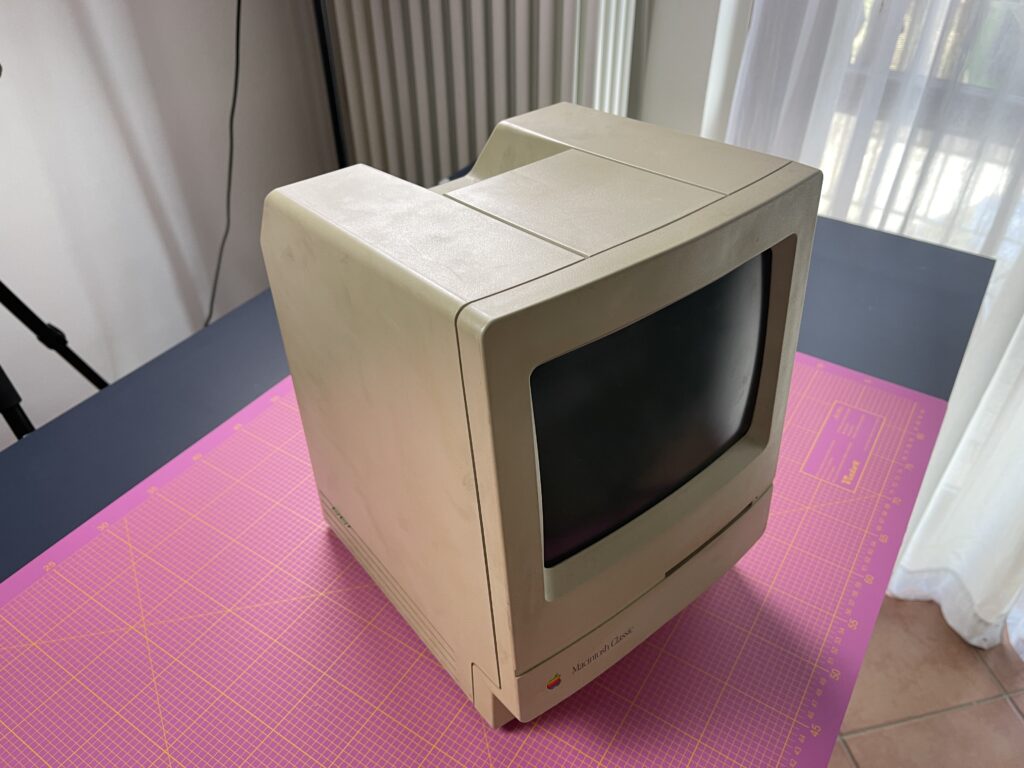 Retrobright - macinthos classic con plastiche ingiallite