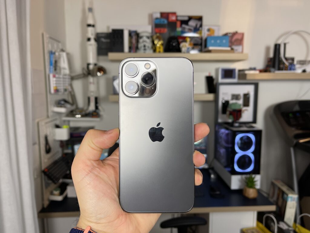 iphone 13 pro max - grafite - retro luce