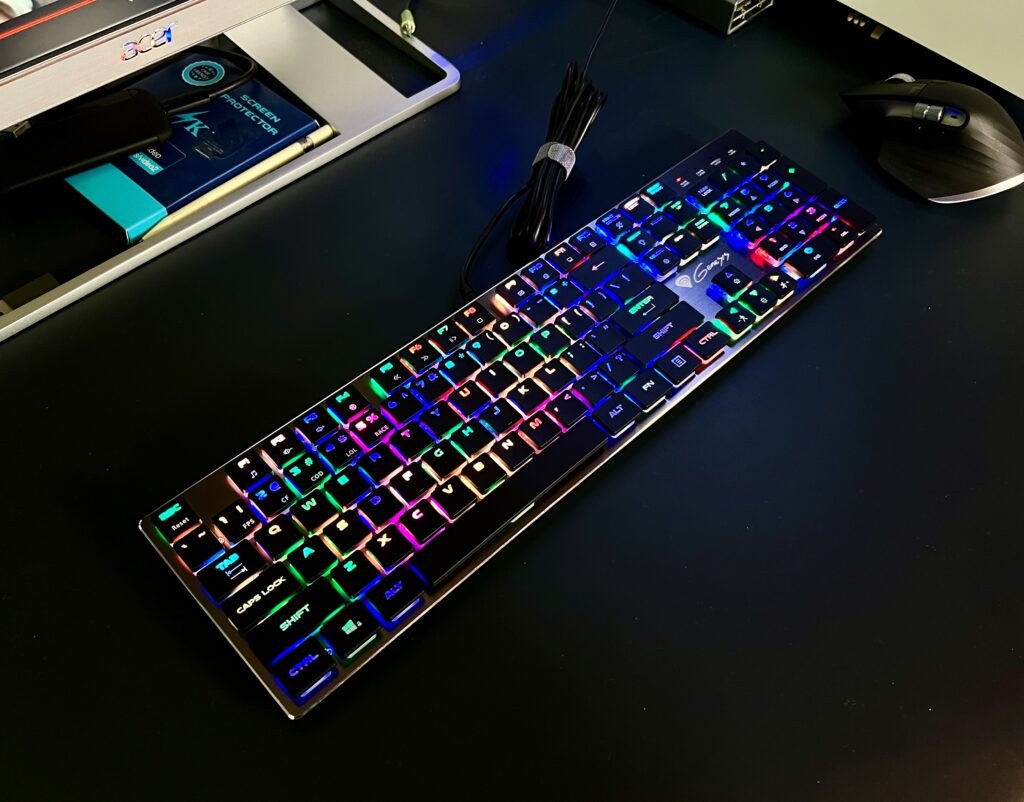 tastiera Genesis Thor 420 RGB