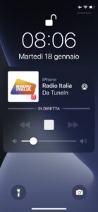 Come rimuovere il widget musicale dal blocco schermo di iPhone