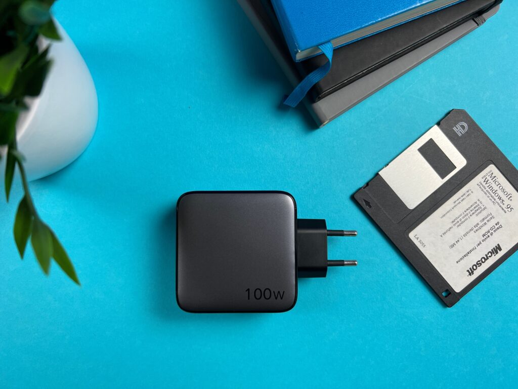 Ugreen 100W l’alimentatore USB-C da 100W