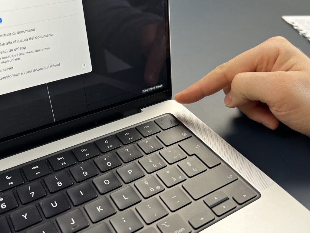 MacBook Pro 14 M1 Pro touch id