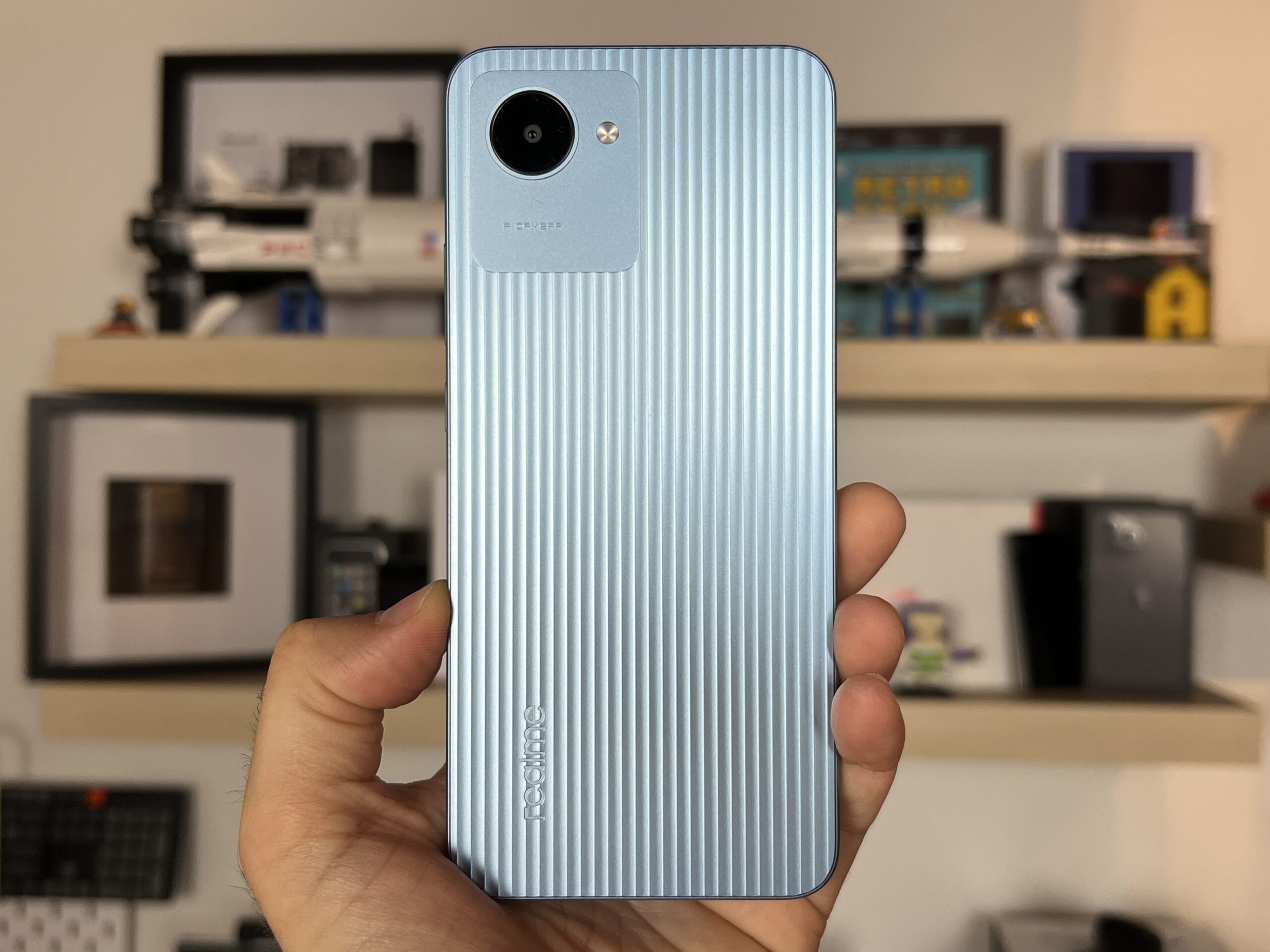 Recensione Realme C30 design cover