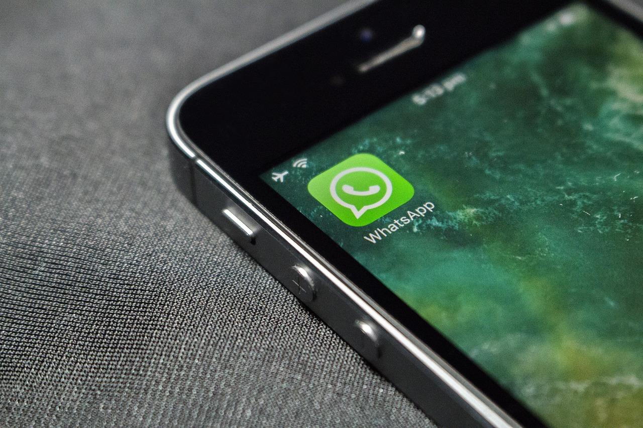 WhatsApp posizione tempo reale