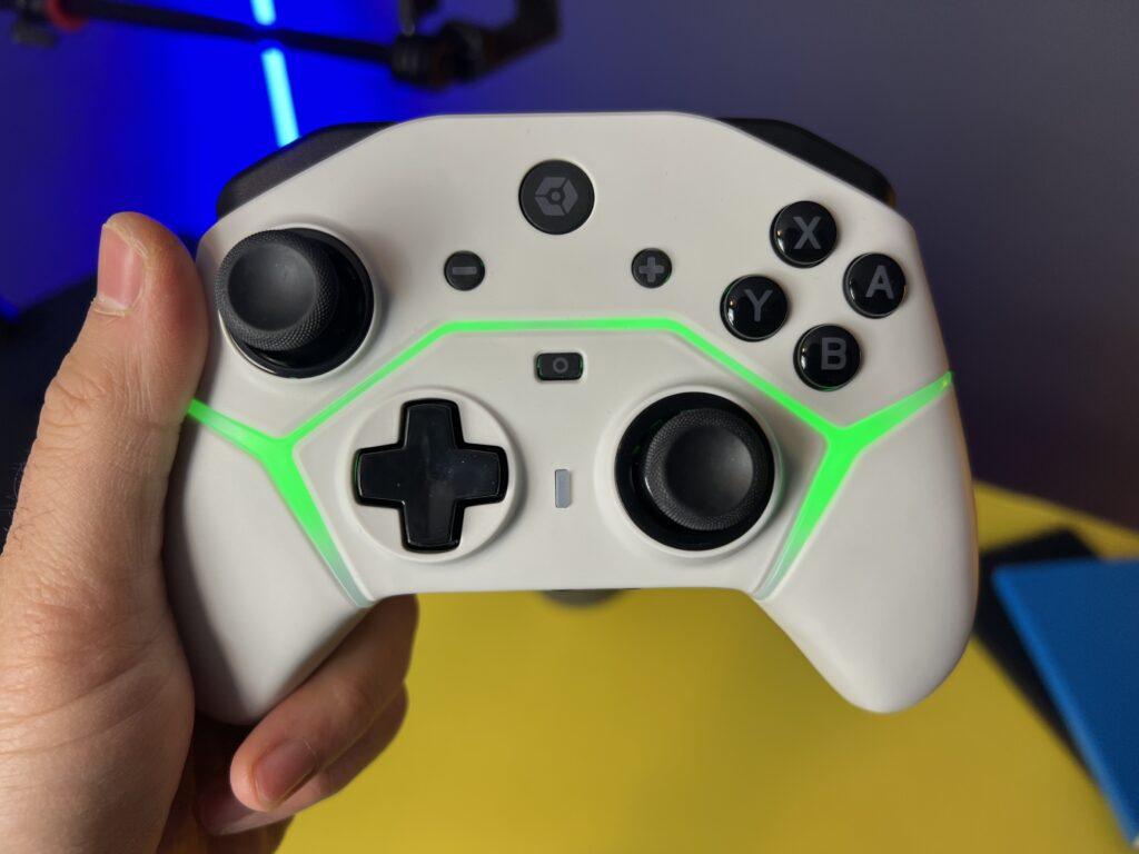 controller Gioteck SC3 Pro - retroilluminazione verde