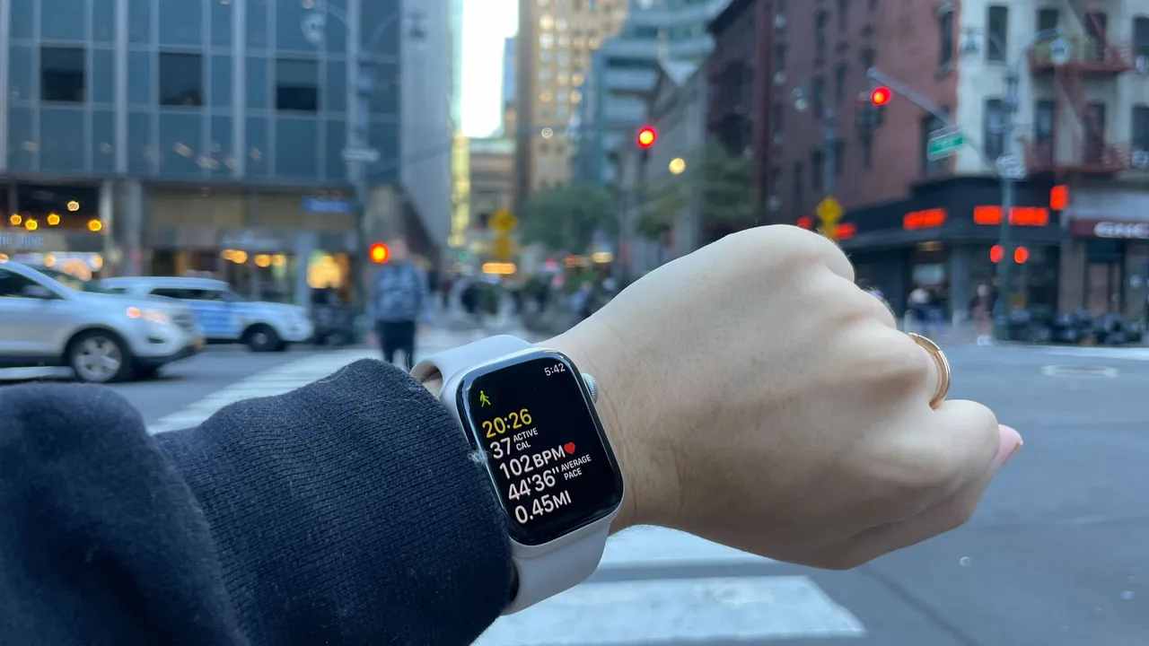 apple watch series 8