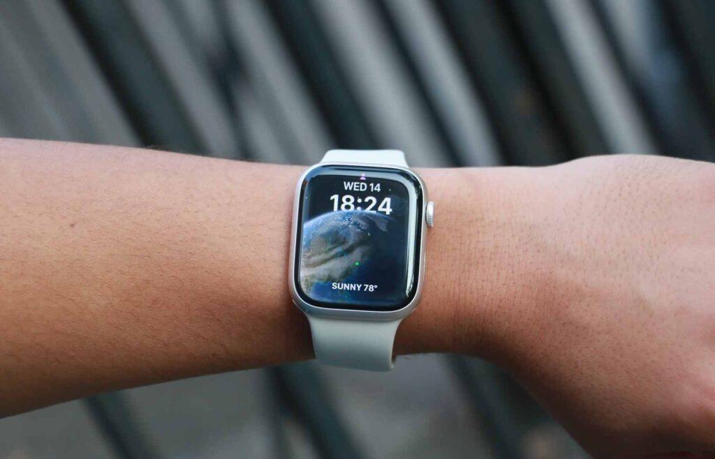 Come disaccoppiare Apple Watch da iPhone