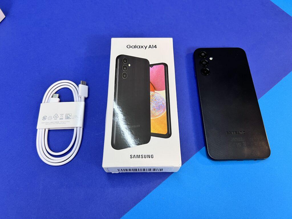 recensione samsung galaxy a14 - confezione e unboxing