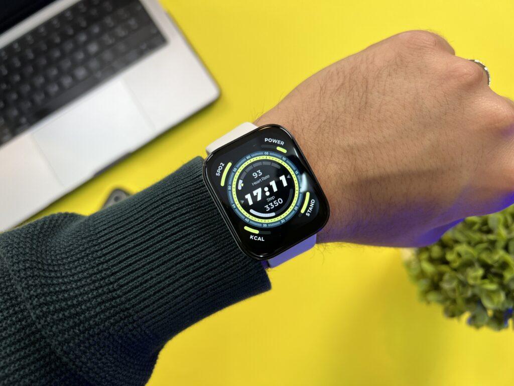 Recensione Amazfit Bip 5 display