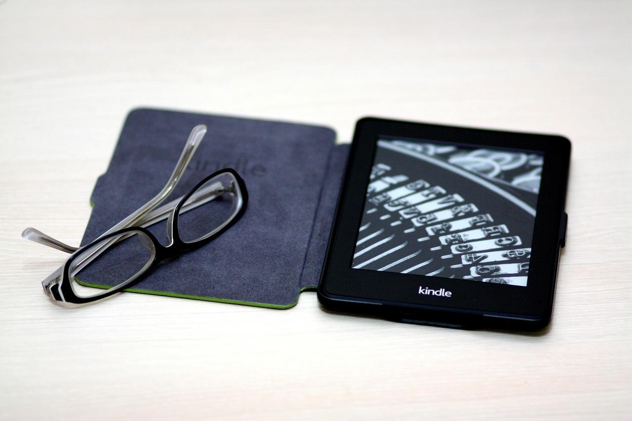 kindle, paper white, book