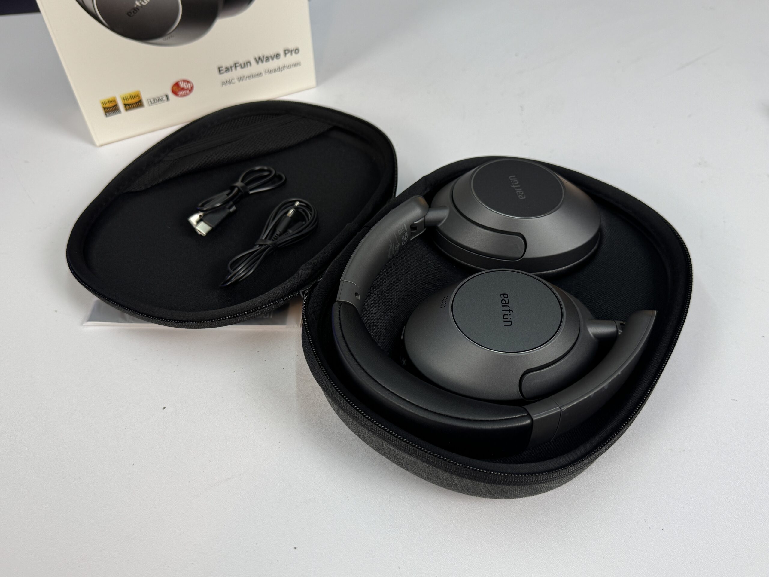 Borsa Rigida Per Cuffie Over-ear E Bluetooth | Custodia Da Viaggio In Tessuto Oxford Con Interno Morbido | 22x19x6 Cm