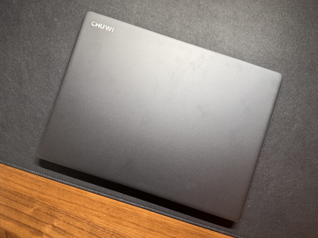 Recensione Chuwi CoreBook X - migliore notebook - design scocca superiore