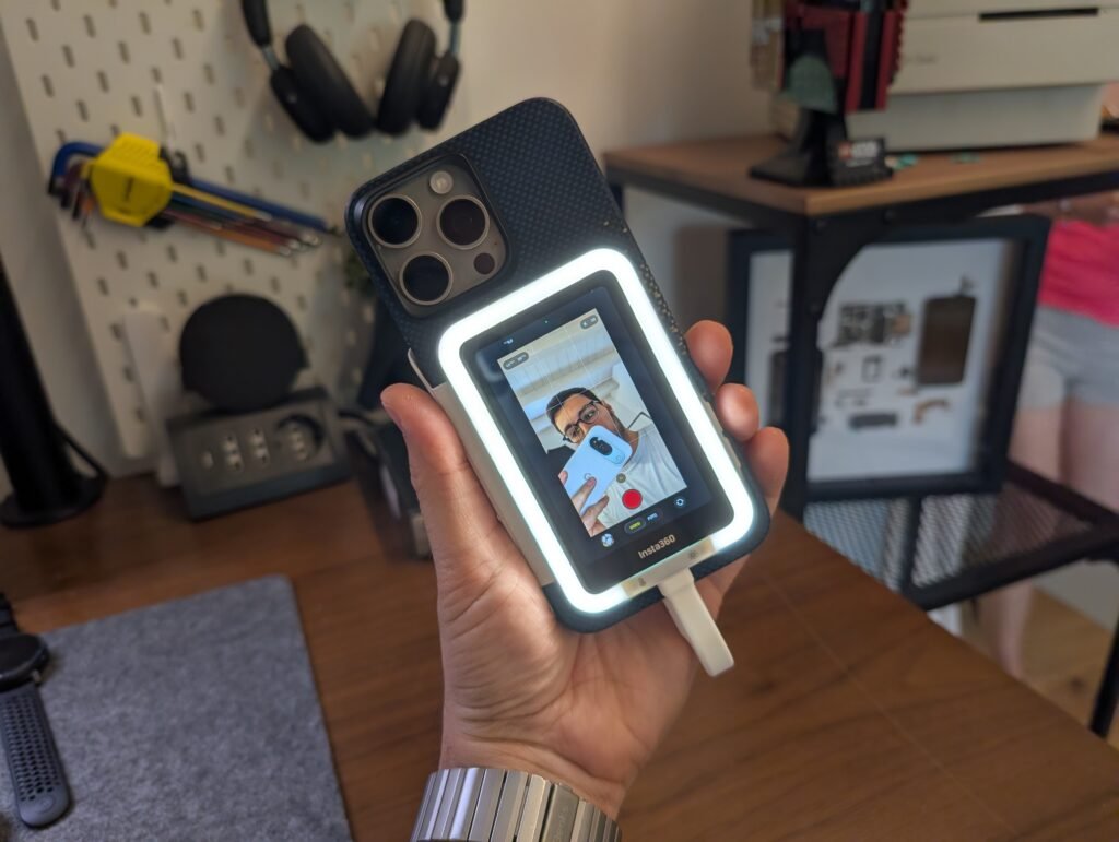 recensione insta360 snap - luce led