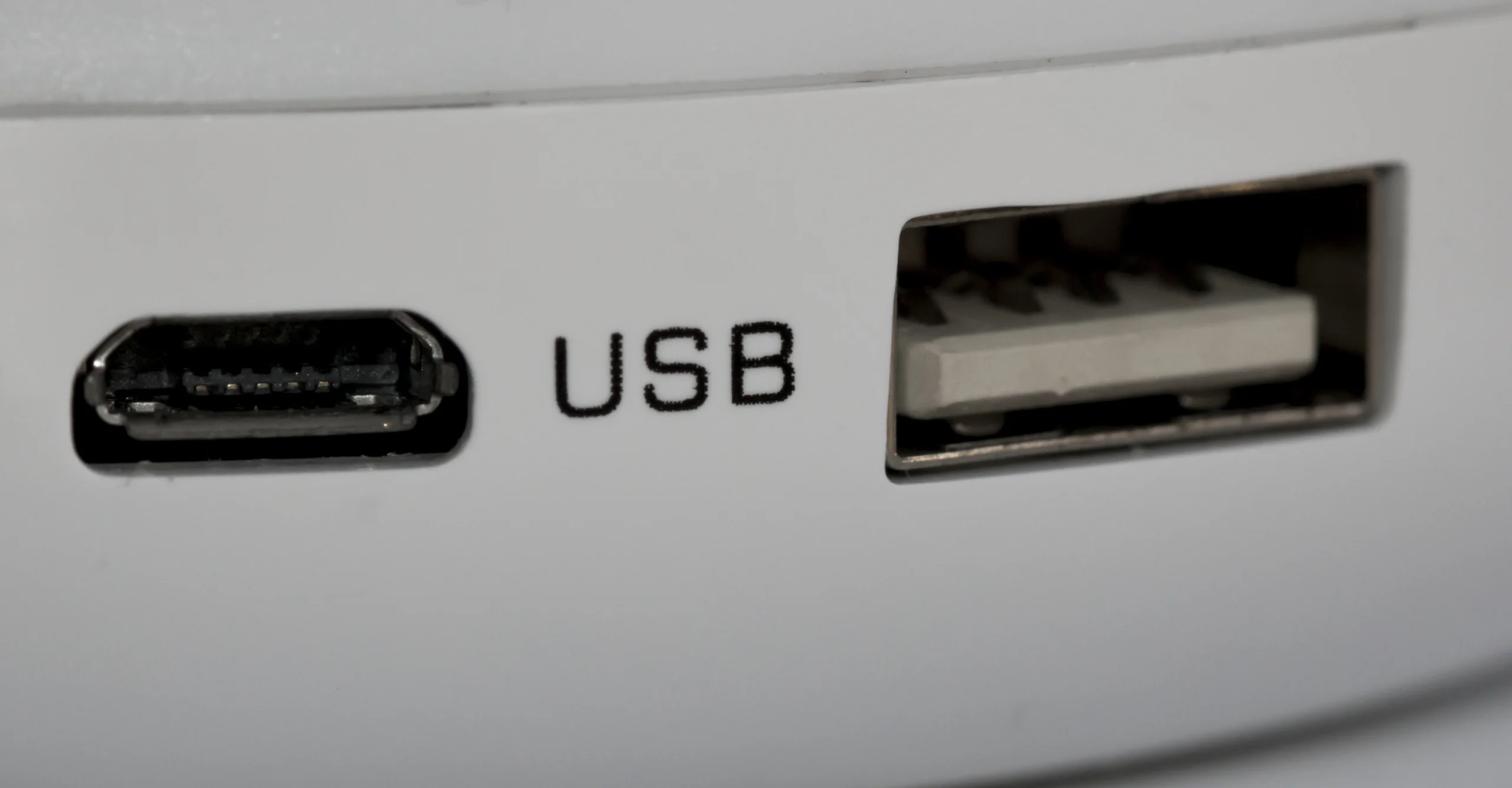 Pulizia prese USB