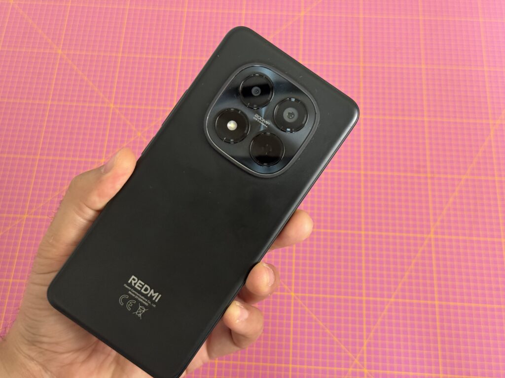 Redmi Note 15 Pro - retro